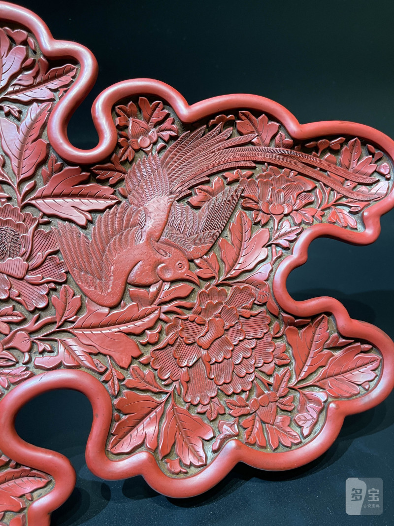 元 剔红花卉鸾鸟纹桐叶形盘 - 图4